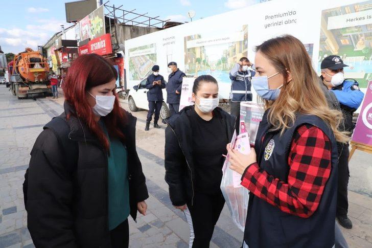 Düzce’de Kadın Polisler Kadınlara KADES’i Anlattı G5