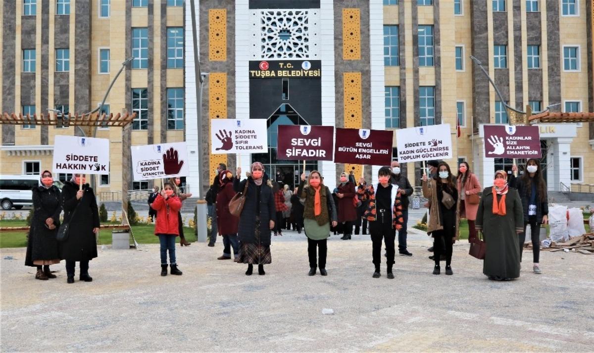 Tuşba Belediyesinden &lsquo;Kadına Y&ouml;nelik Şiddete Karşı Uluslararası M&uuml;cadele G&uuml;n&uuml;&rsquo; etkinliği