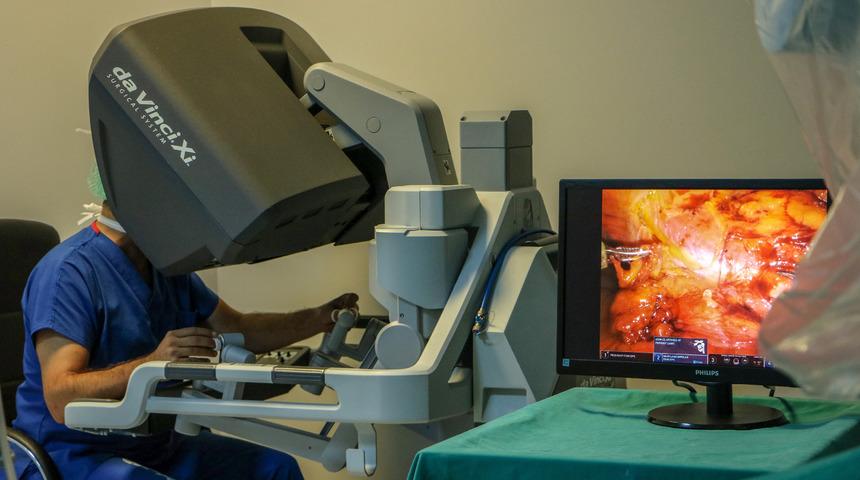 Ağrı şikayetiyle ile doktora gitti, hemen ameliyata alındı