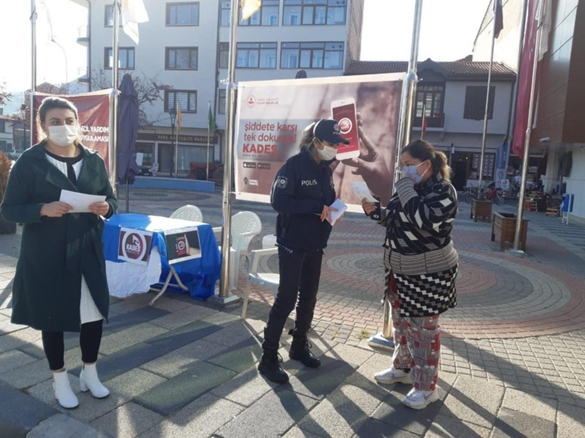 Pazaryeri&rsquo;nde kadınlara KADES hakkında bilgi verildi