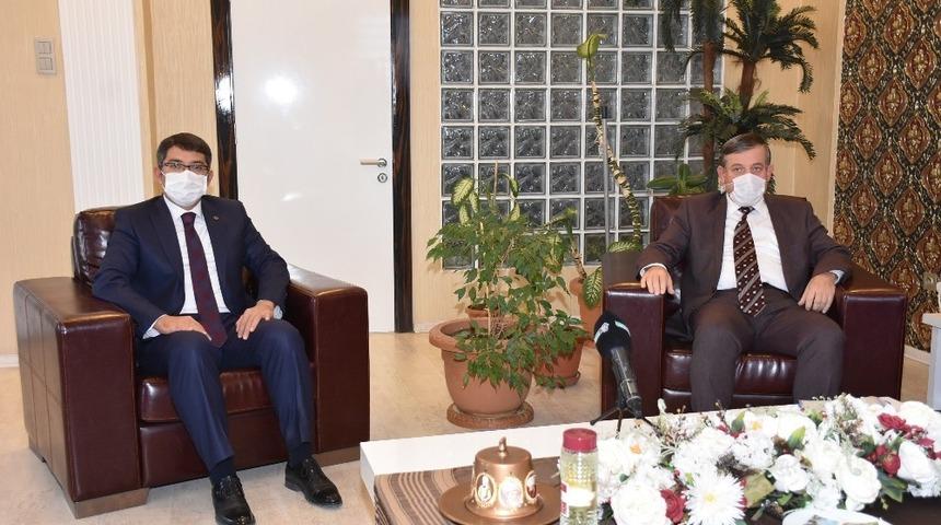 Şehzadeler Belediyesi&rsquo;nden esnafa destek