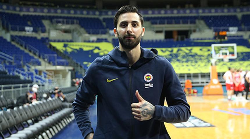 Fenerbahçe Beko'nun yeni transferi Alex Perez sakatlandı