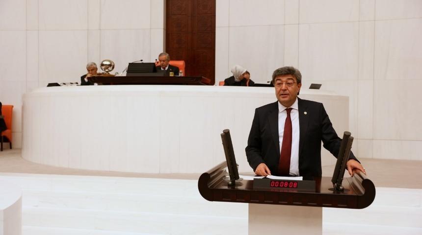 İYİ Parti Milletvekili Ataş: "Kamuda şeffaflık ve hesap verme yok edildi"