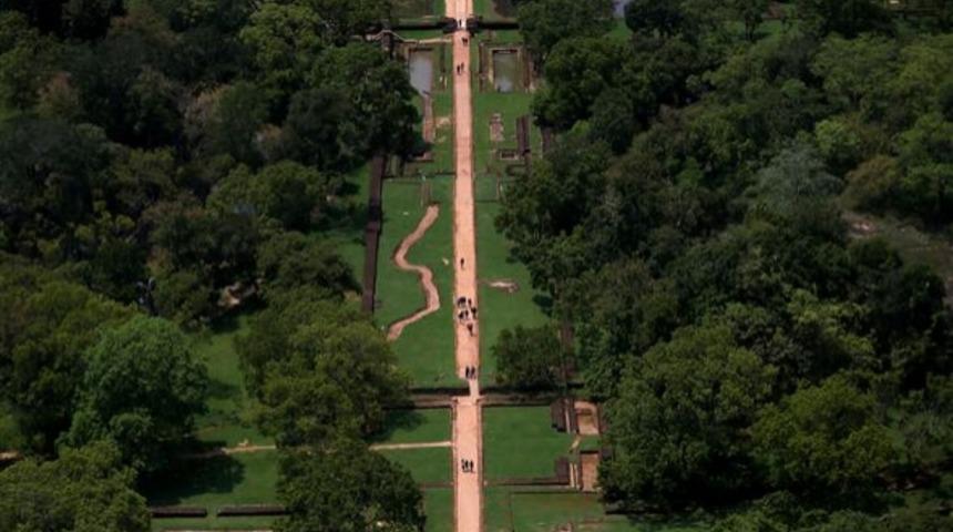 Aslan pençelerinin arasından girilen kale: Sigiriya