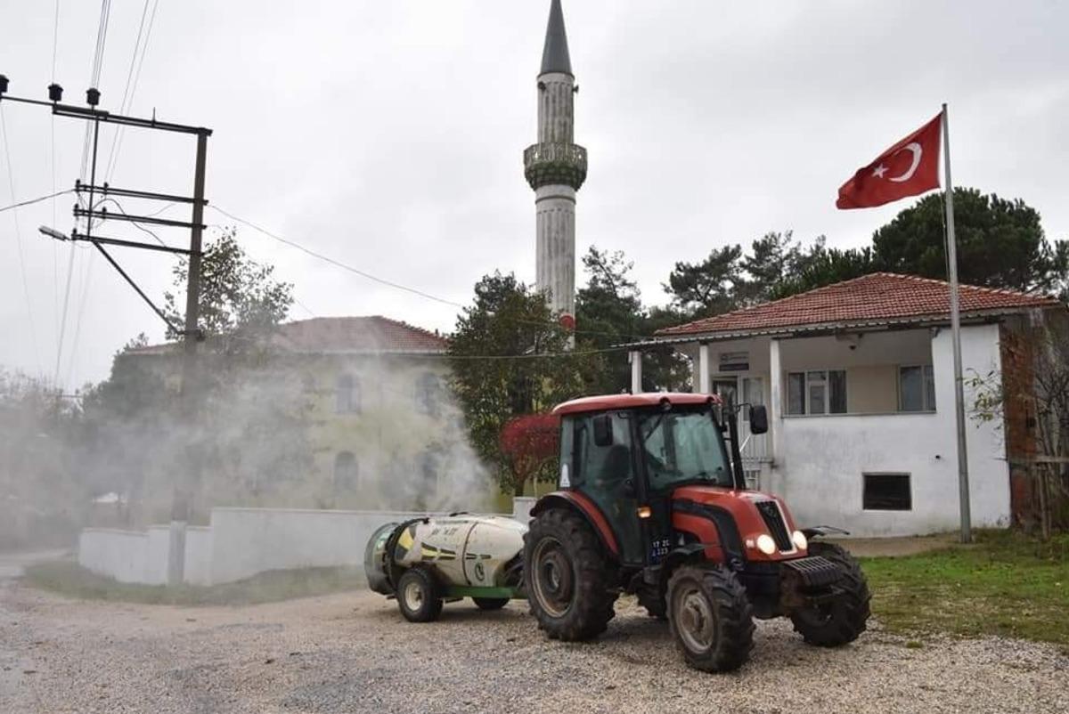 &Ccedil;an Belediyesi k&ouml;yleri dezenfekte ediyor