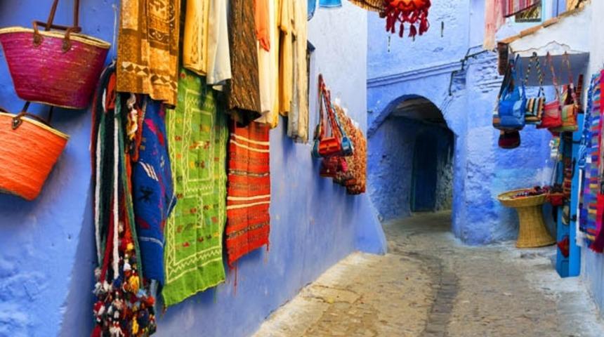 D&uuml;nyanın en 'mavi' şehri! G&ouml;renler b&uuml;y&uuml;leniyor