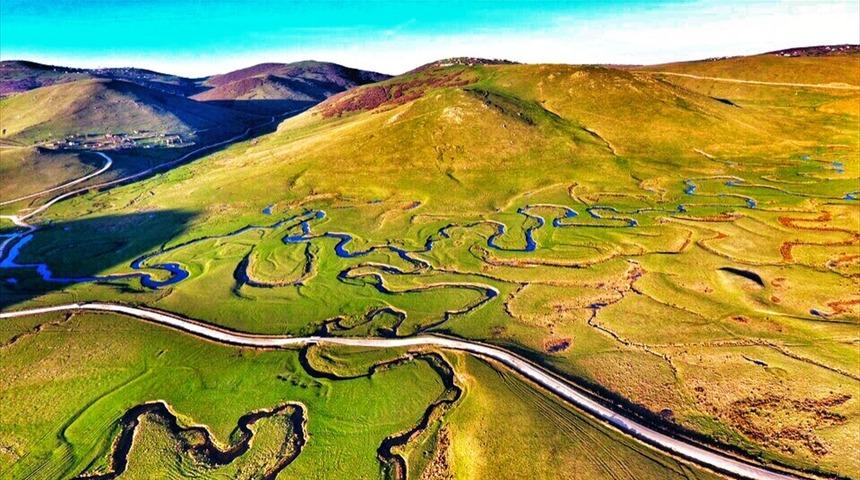 Menderesleriyle ünlü yaylaya tatil köyü