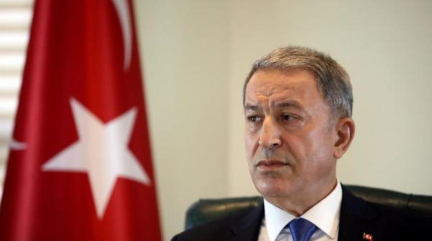 Bakan Akar'dan Batı'ya sert tepki: Suçu birbirlerine atma gayretindeler