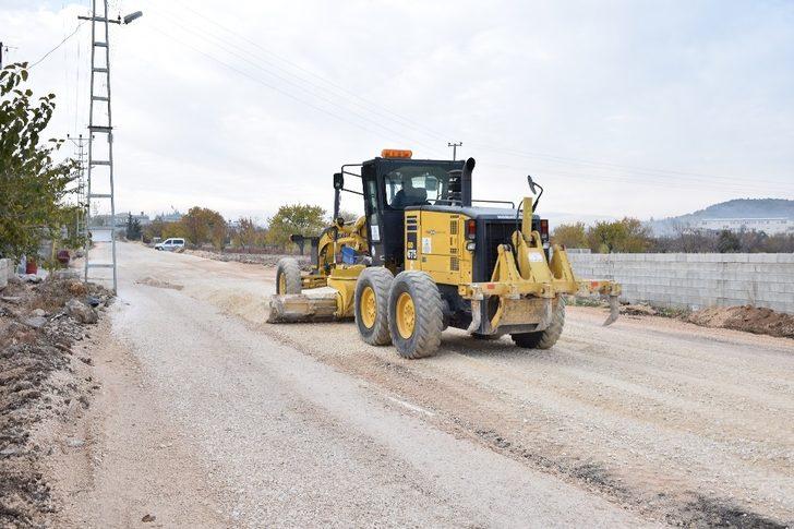 Büyükşehir, Aktoprak ile Erikli arasında sıcak asfalt çalışması başlattı G3