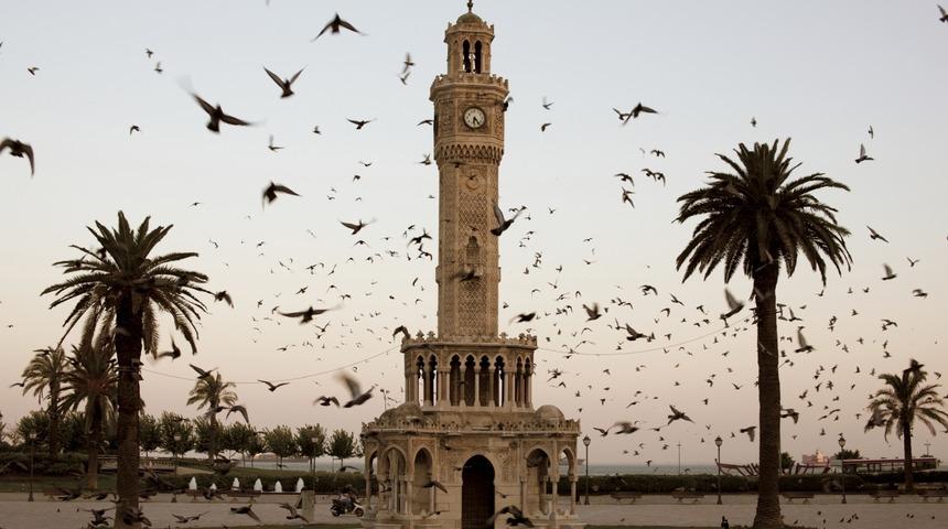 Yaşanmışlıklarıyla Şiirlere Konu Olmuş Şehirler