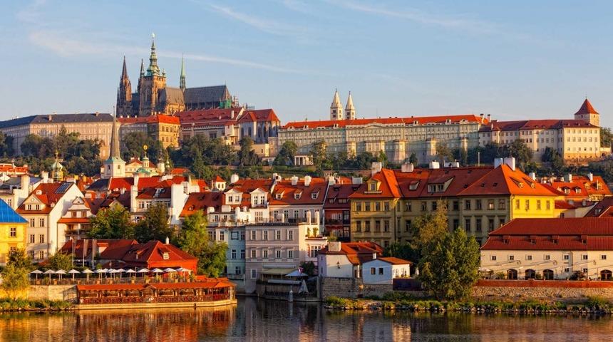 Sokakları Dondurma K&uuml;lahı Kokan Şehir Roma