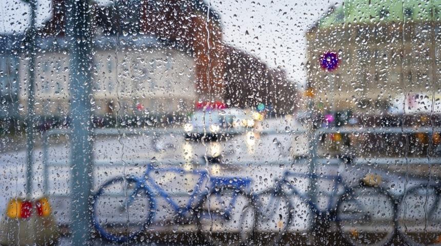 Yağmurlu Havalarda Bisiklet Kullanırken Nelere Dikkat Edilmelidir?