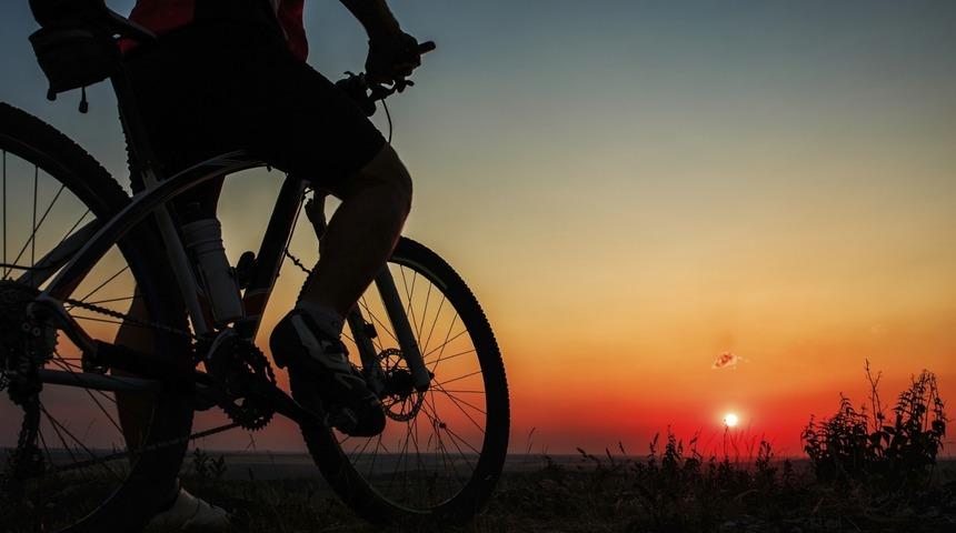 G&uuml;nd&uuml;z ve Gece Bisiklet Kullanırken Nelere Dikkat Edilmelidir?