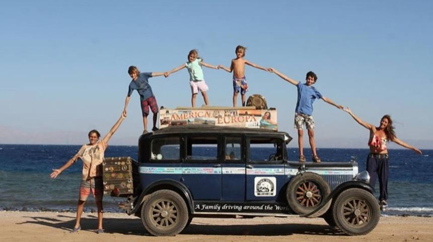 Zapp Ailesi: 1928 Model Bir Araba, 4 &Ccedil;ocuk, 16 yıl