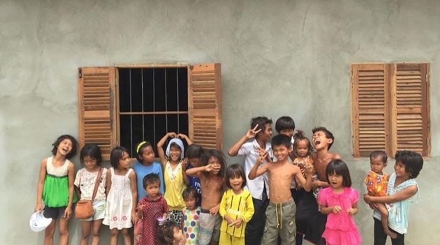 Kambo&ccedil;ya&rsquo;nın S&uuml;per Aş&ccedil;ısı: Aynebilim Aşevi