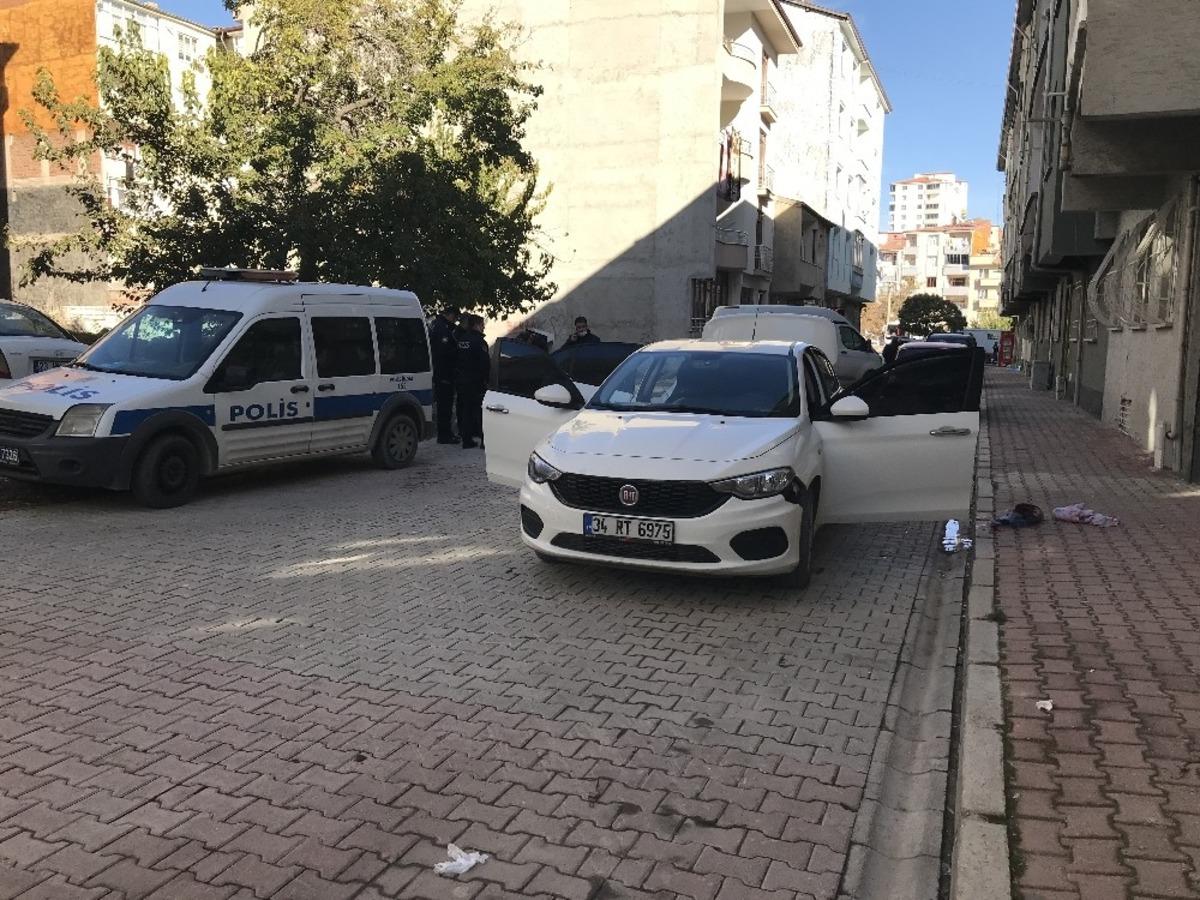 Elazığ&rsquo;da 21 yaşındaki şahıs, bı&ccedil;aklanarak &ouml;ld&uuml;r&uuml;ld&uuml;