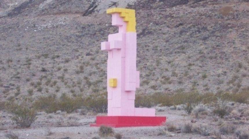 Gelmiş Geçmiş En Tuhaf 18 Heykel