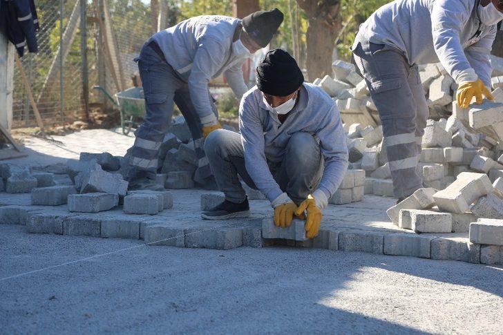 Umurlu Mahallesi’nde yol yapım çalışmaları sürüyor G1