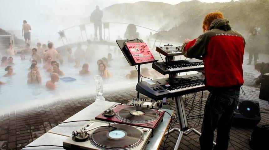 D&uuml;nyanın D&ouml;rt Bir Yanından 16 İnanılmaz M&uuml;zik Festivali