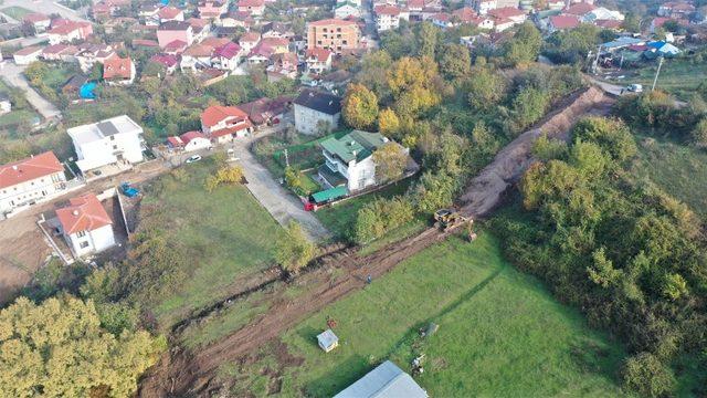 Başiskele Belediyesi yeni imar yolları açmaya devam ediyor