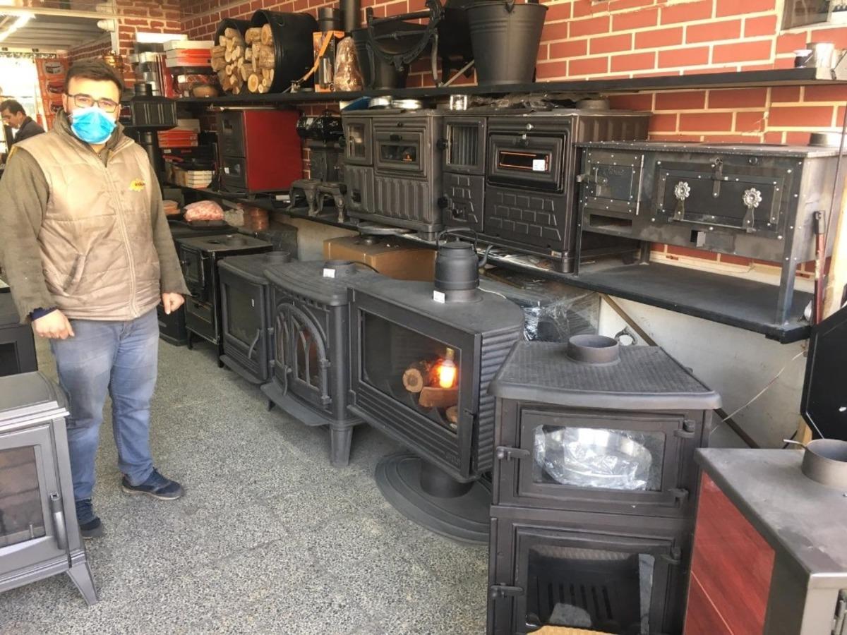 Vatandaşlar korona vir&uuml;sten ka&ccedil;tı, soba satışları arttı