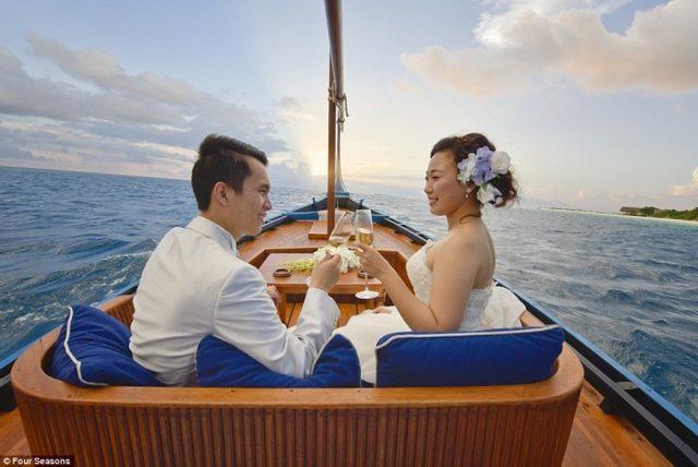 Maldivler de Okyanus Üzerinde "Evet" Diyebilirsiniz! 7