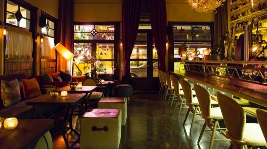 İstanbul'un En İyi 13 Kokteyl Barı