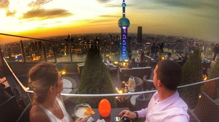 D&uuml;nyayı Gezmek İ&ccedil;in 50 Bin Euro Kazandıkları İşlerinden İstifa Ettiler!