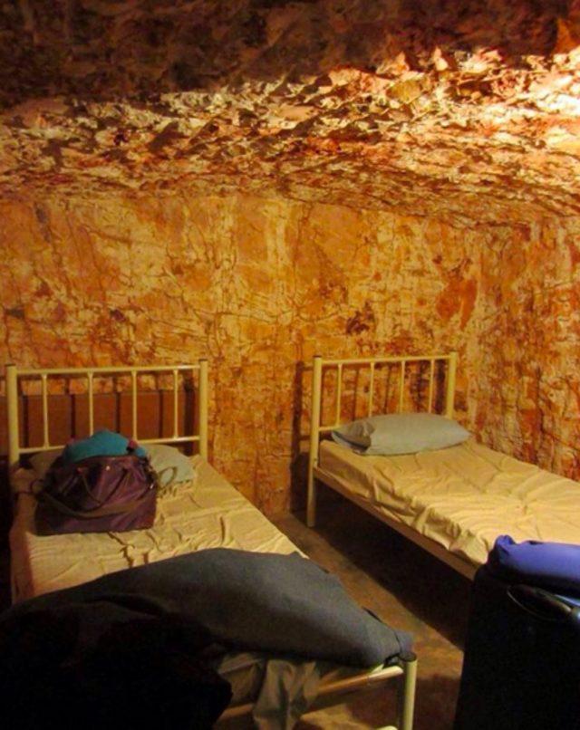 Bu Kasaba O Kadar Sıcak Ki İnsanlar Yeraltında Yaşıyor 2