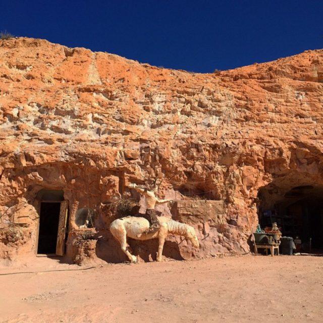 Bu Kasaba O Kadar Sıcak Ki İnsanlar Yeraltında Yaşıyor 4