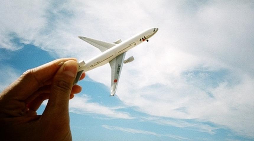 Havayolu Şirketlerinin S&ouml;ylemediği Bazı Şeyler Var; &Ouml;l&uuml;lerle Yapılan Yolculuk Gibi