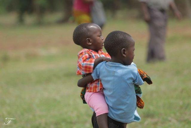 Tanzanya daki Çocukların Yaşamlarından Manzaralar 4