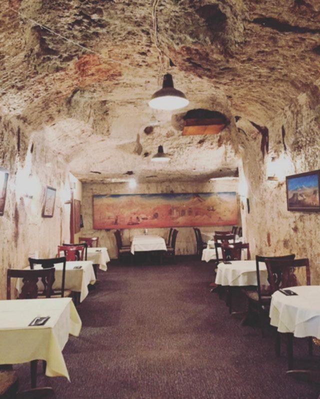 Bu Kasaba O Kadar Sıcak Ki İnsanlar Yeraltında Yaşıyor 8