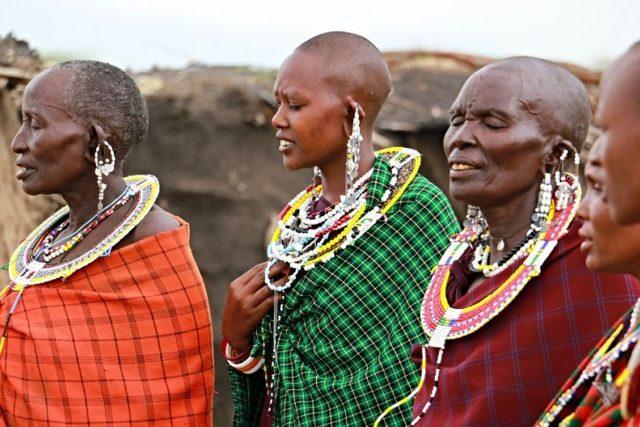 Afrikalı Kabilelerin Günlük Yaşamları 10