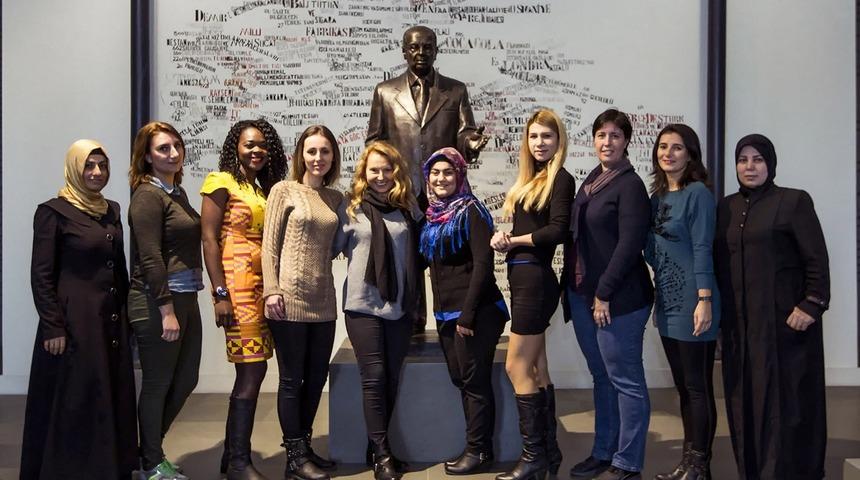 Farklı Ülkelerden 10 Farklı Kadın Gözünden İstanbul