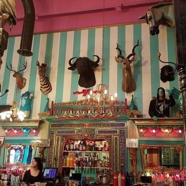 Mutlaka Görmeniz Gereken 21 Havalı Bar 19