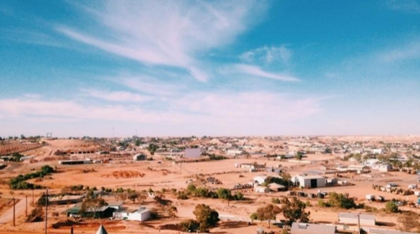 Bu Kasaba O Kadar Sıcak Ki İnsanlar Yeraltında Yaşıyor