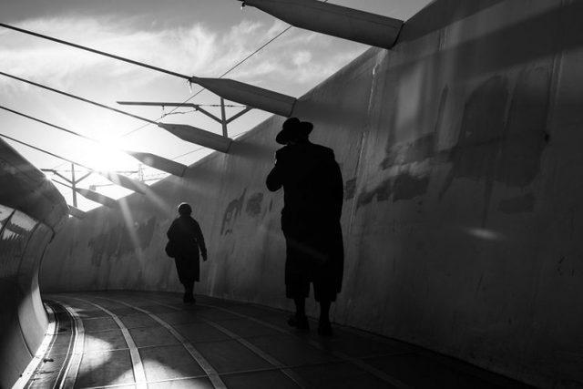 İsrail ve Filistin de Kutsal Topraklar daki Zıtlığı Yansıtan Fotoğraflar 9