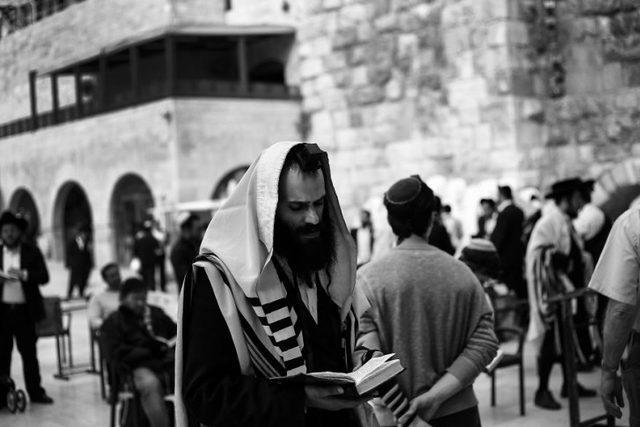 İsrail ve Filistin de Kutsal Topraklar daki Zıtlığı Yansıtan Fotoğraflar 21