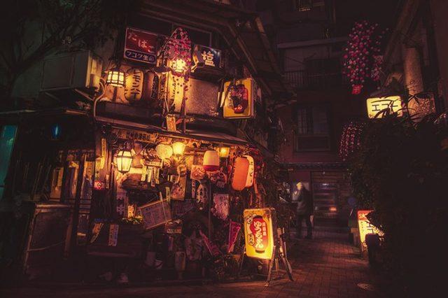 Tokyo Caddelerinin Büyüleyici Gece Fotoğrafları 3