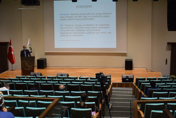 Düzce’de ses sağlığı ve korunması konferansı düzenlendi G4