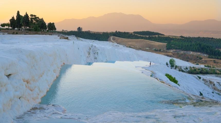 Dünyadan baş döndürücü güzellikte doğal havuzlar