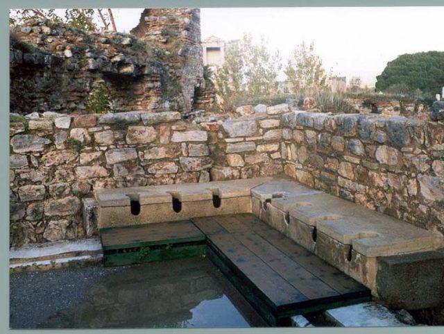 Boşaltım Sisteminize Layık Ortamlar! Dünyanın En Egzantrik Tuvaletlerini Keşfetmek İster Misiniz? 2