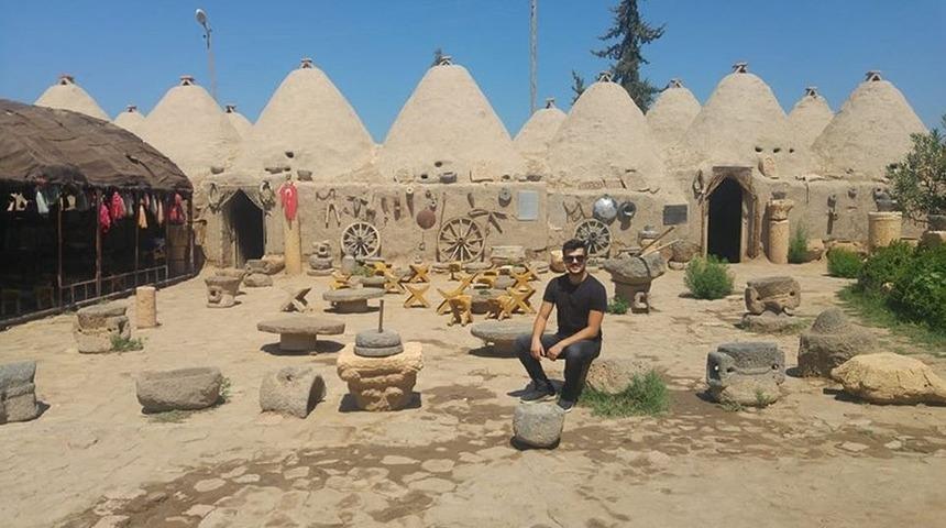 Bin lirayla 6 il ve 14 il&ccedil;e gezdiler