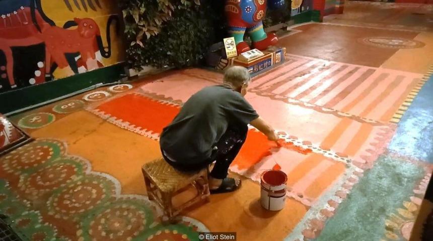 Bu köyü 96 yaşındaki bir ressam kurtardı