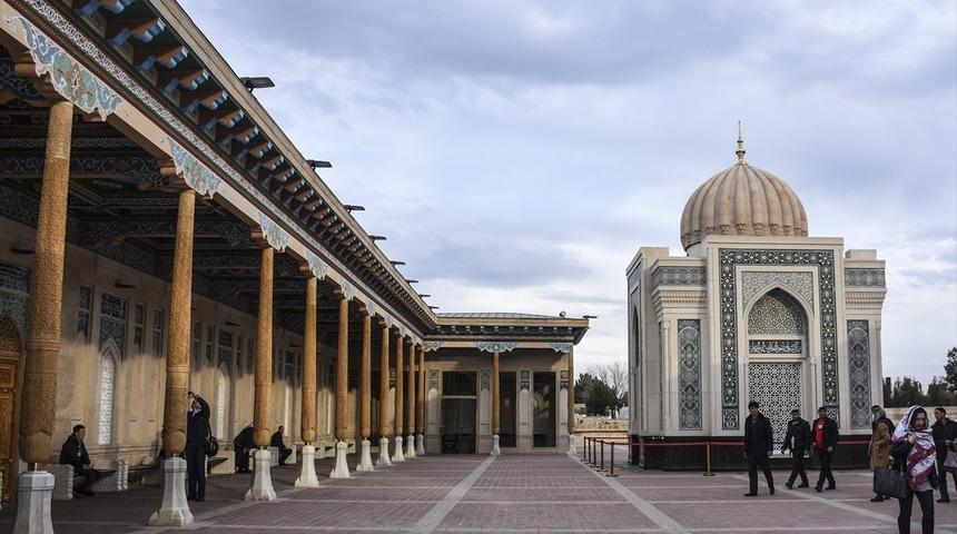 Orta Asya'nın mavi kubbeli incisi