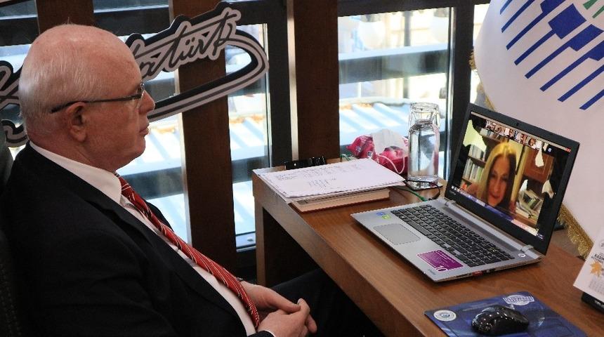 Başkan Kurt, Cinsiyet Eşitliği İzleme Derneği&rsquo;nin toplantısına katıldı