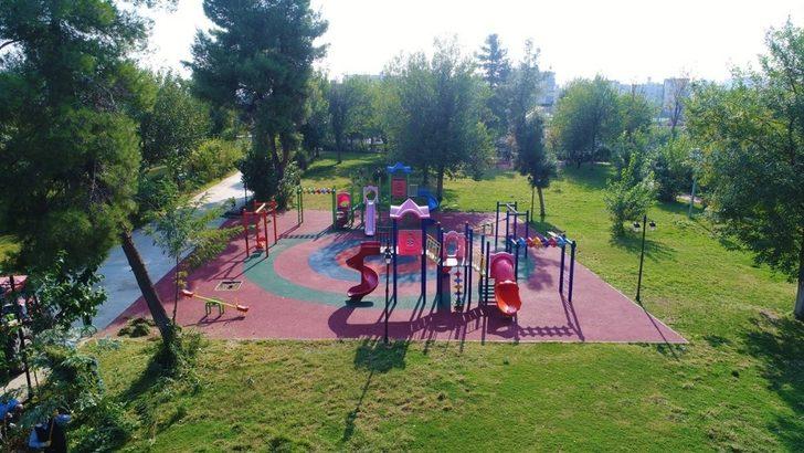 Cizre Belediyesi, park yenileme çalışmalarına devam ediyor G4