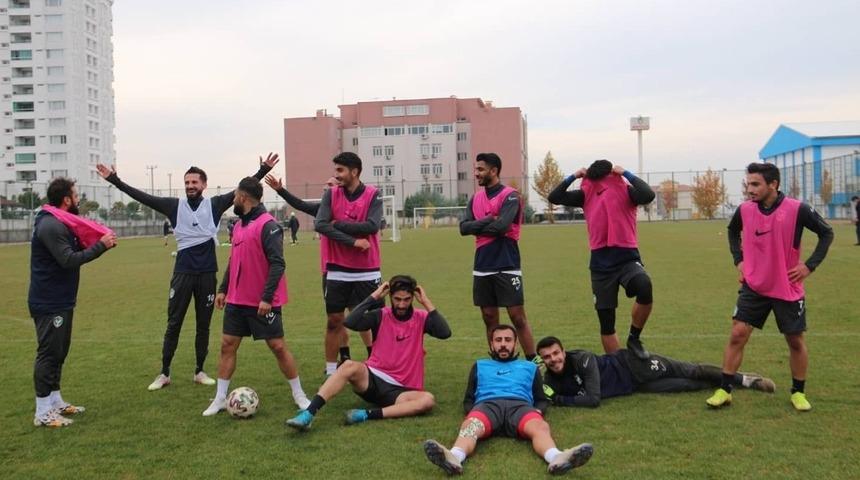 2. ve 3. Ligde program yoğunlaşıyor