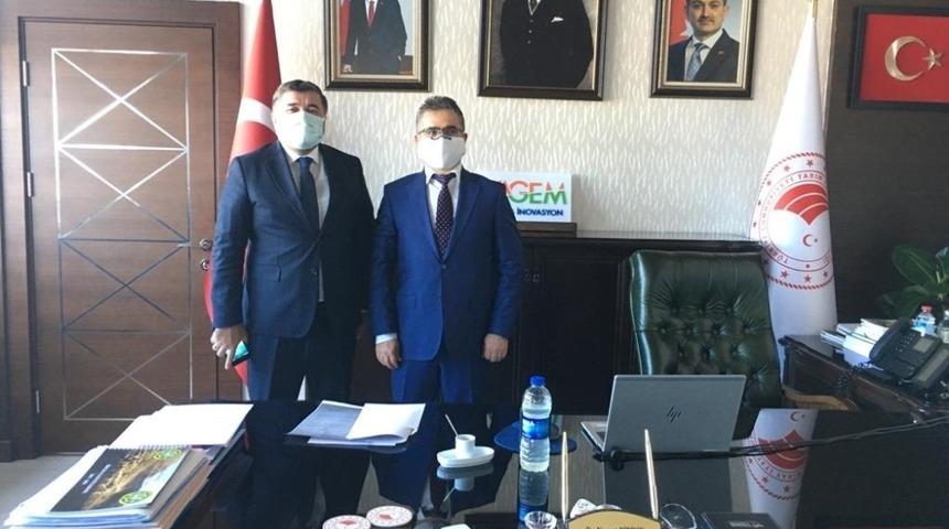 Başkan Şenlikoğlu Giresun’da yapılması planlanan projeler için Ankara’nın yolunu tuttu